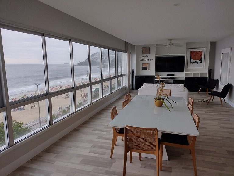Leblon Oceanfront
