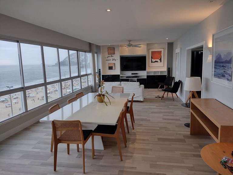 Leblon Oceanfront