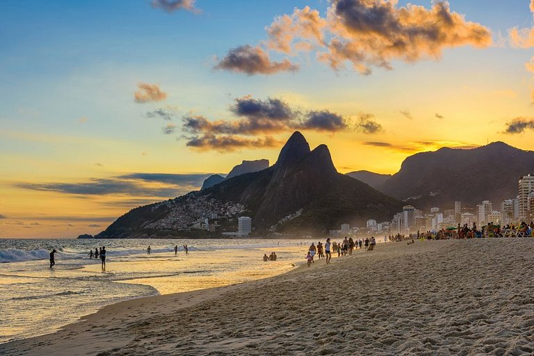Centro Rio 2 (trabalho, cultura e boemia)