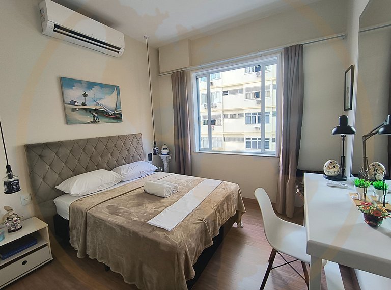 Ipanema - Jangadeiros, 5 min praia e 1 min metrô.