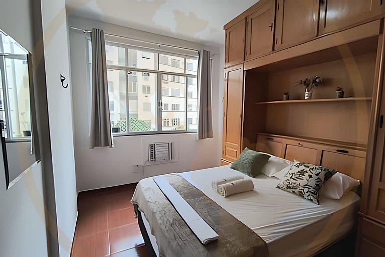 Copacabana - Bolivar Praia Metrô