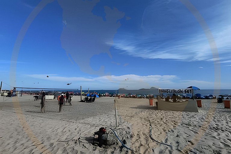 Estúdio "Tipo Casa" na Quadra da Praia do Leblon