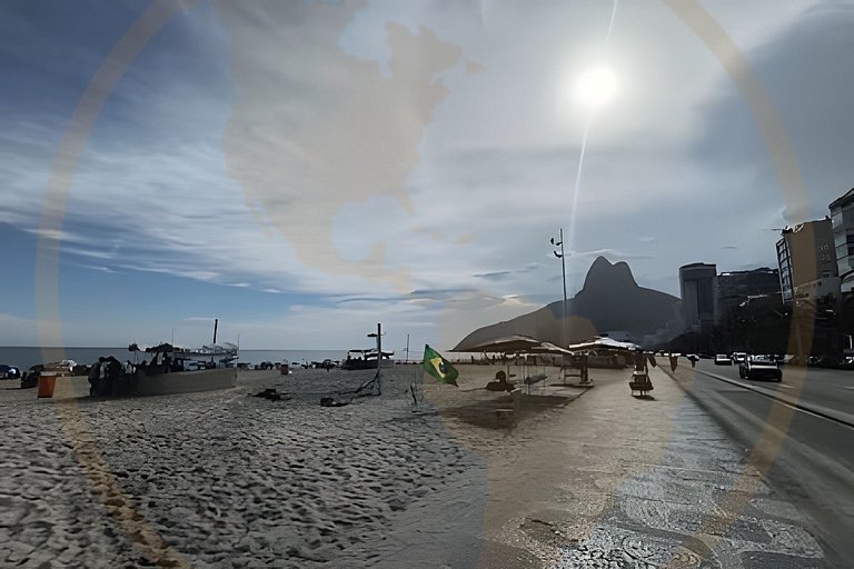 Estúdio "Tipo Casa" na Quadra da Praia do Leblon