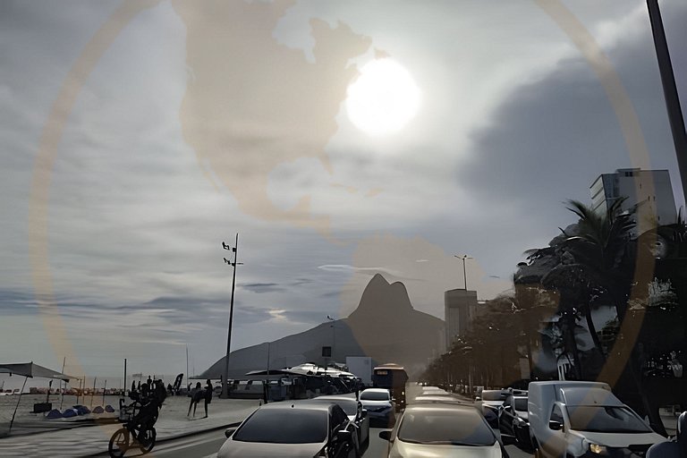 Estúdio "Tipo Casa" na Quadra da Praia do Leblon