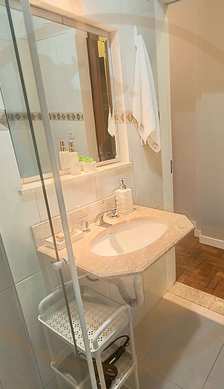 Botafogo, metro, arte e boemia II