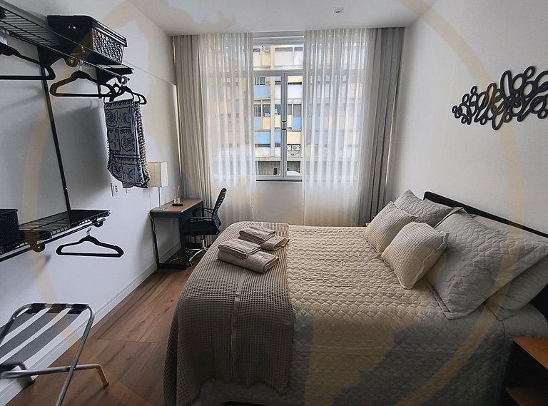 Estúdio moderno a poucos passos da praia