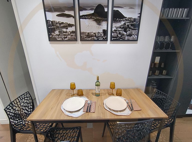 Estúdio moderno a poucos passos da praia