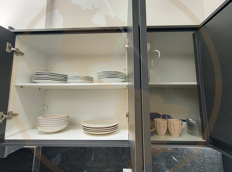 Estúdio moderno a poucos passos da praia