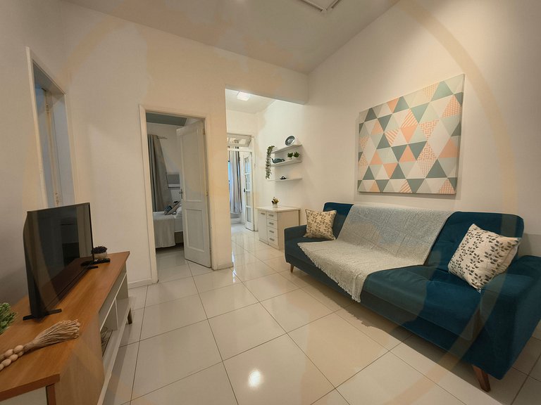 Copacabana: Apartamento equipado na praia