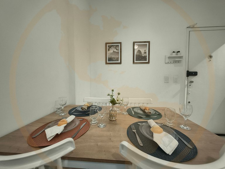 Copacabana: Apartamento equipado na praia