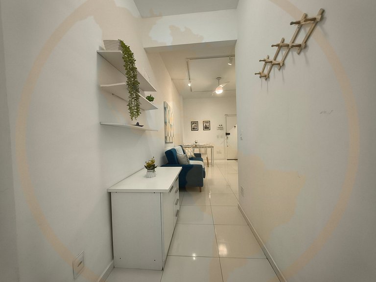 Copacabana: Apartamento equipado na praia