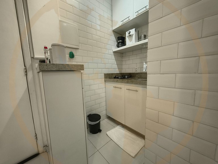 Copacabana: Apartamento equipado na praia