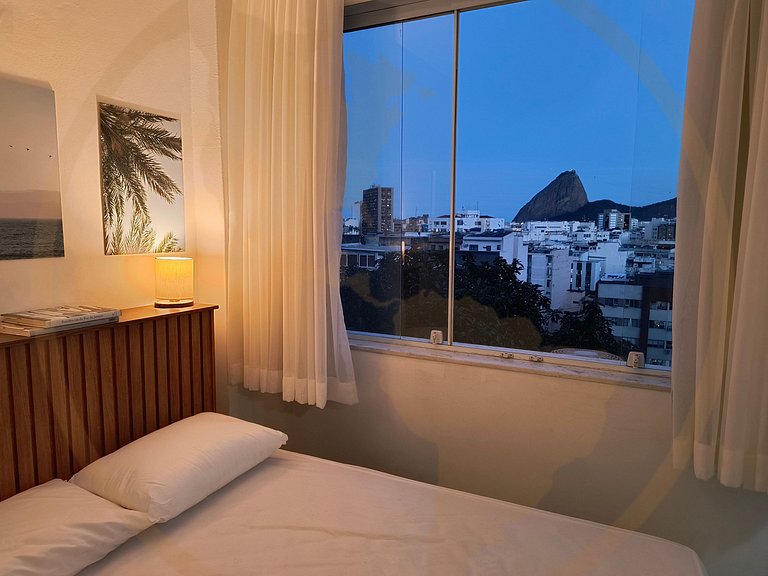 Catete - Vista Pão de Açúcar, perto de tudo, metrô