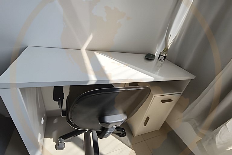 Praia de Botafogo II, shopping, bares e metrô