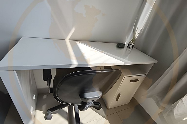 Praia de Botafogo II, shopping, bares e metrô