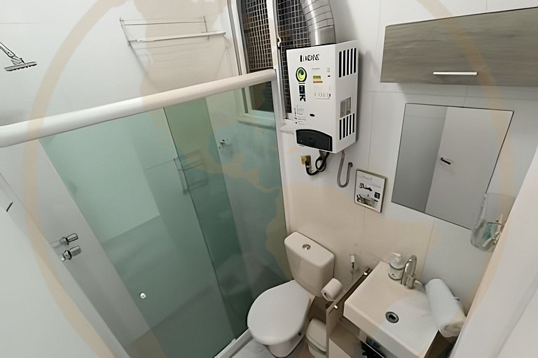 Praia de Botafogo II, shopping, bares e metrô