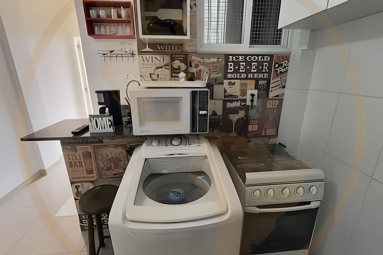 Praia de Botafogo II, shopping, bares e metrô