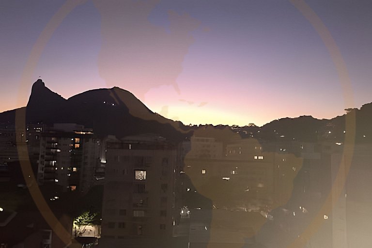 Praia de Botafogo II, shopping, bares e metrô