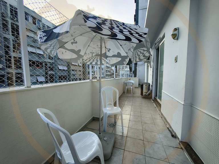 Cobertura -Perto Copacabana Palace e 200m da Praia