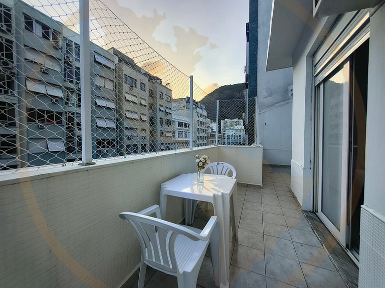 Cobertura -Perto Copacabana Palace e 200m da Praia