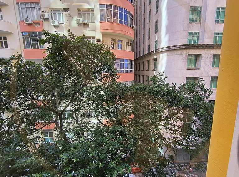 Centro Lapa - Metrô, trabalho e lazer