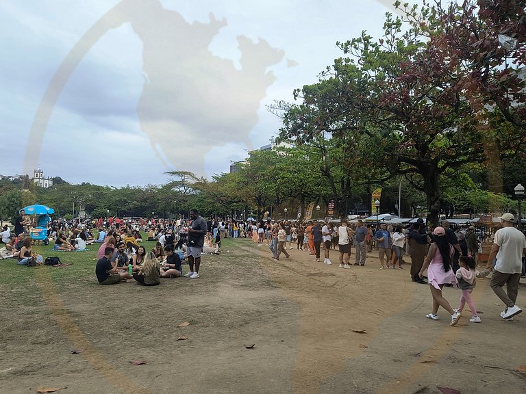 Glória Praça Paris perto de tudo II